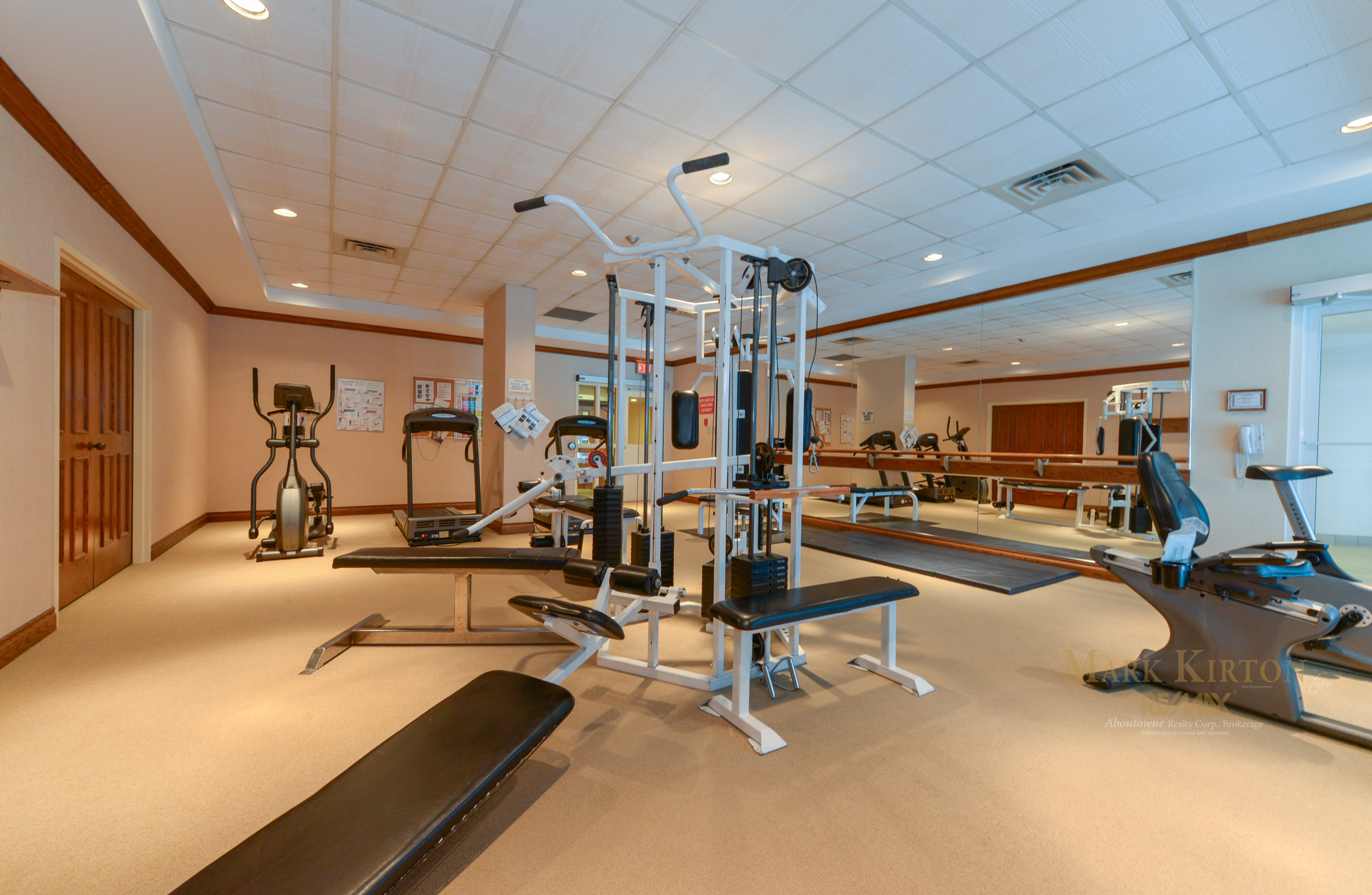 8 Fitness/Exercise Room