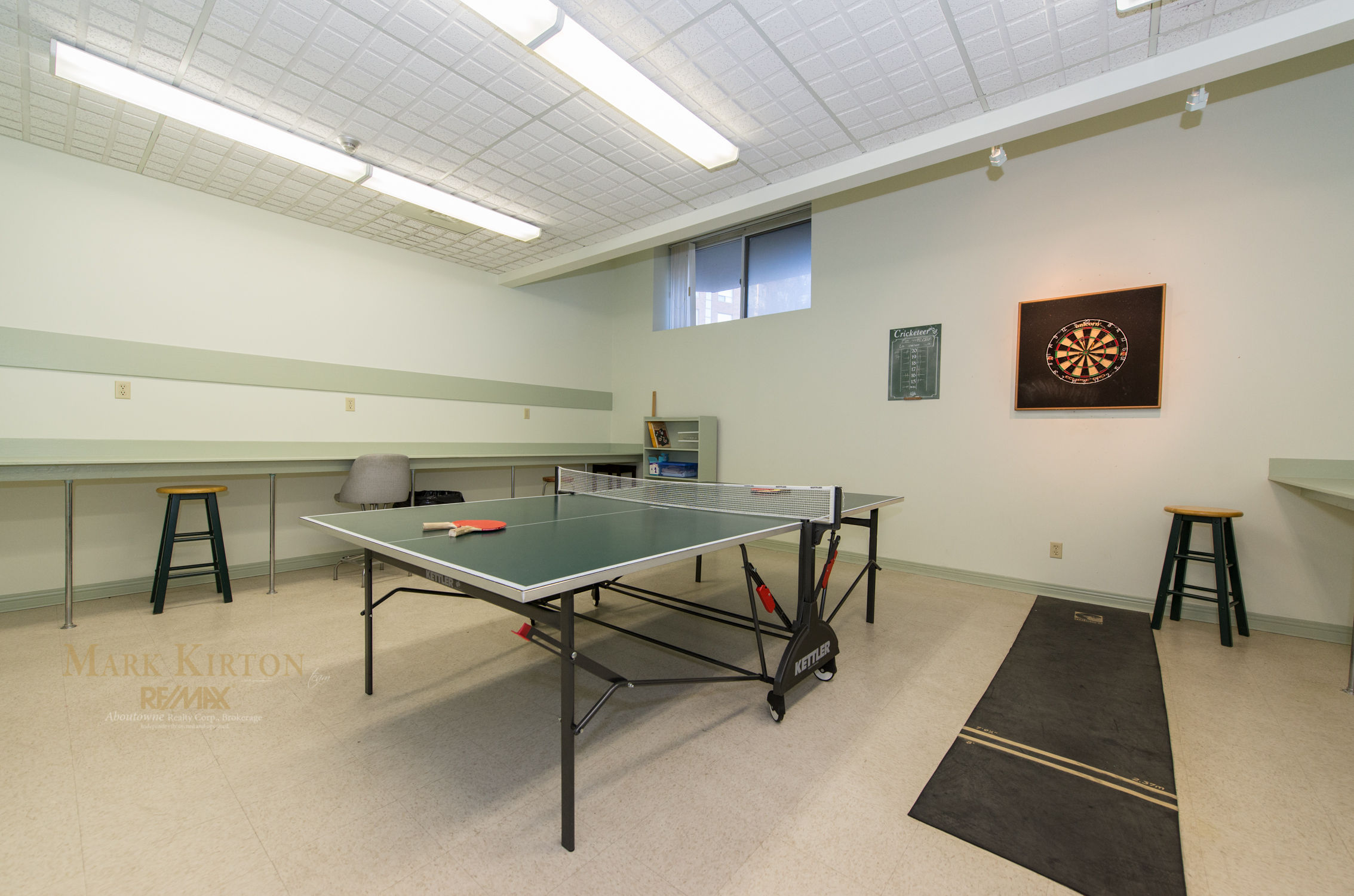 15 Table Tennis/Hobby Room