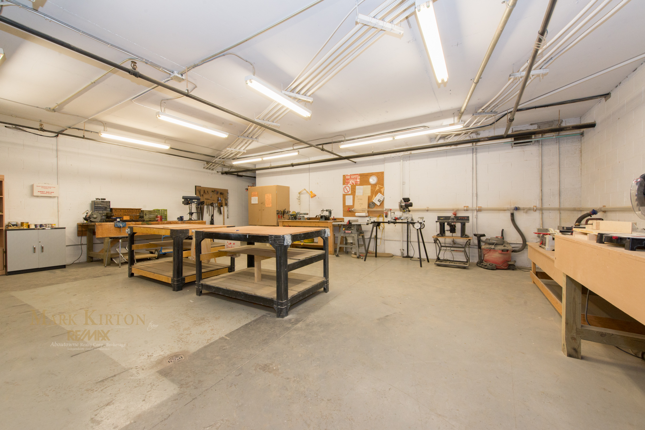 19 Woodworking Shop